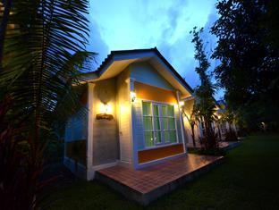 Baansuan Leela Hotel Nai Yang Beach Exterior foto